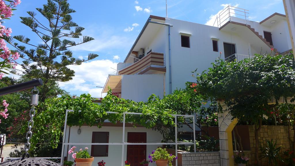 Guest House Kuzmanic Hvar Island Εξωτερικό φωτογραφία